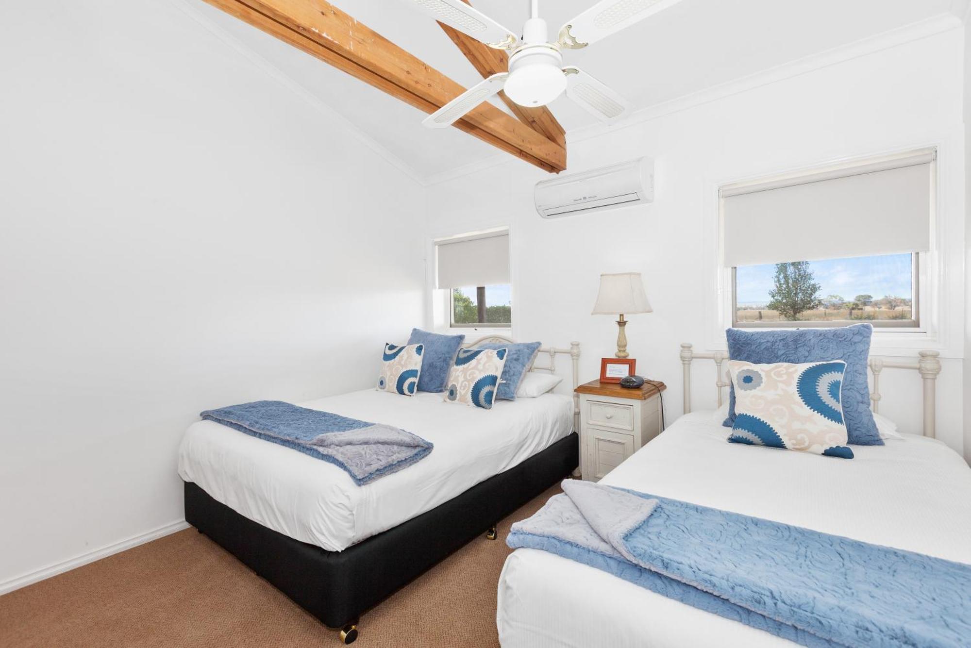 Owl Head Lodge Gulgong Room photo